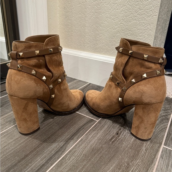 Valentino Rockstud Suede Block Heel Boots 37.5 - Picture 11 of 15